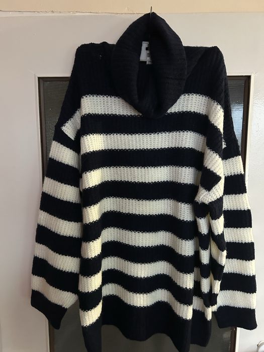 LeGer sweter golf 38 bialo-granatowe pasy