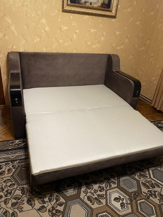 Продам диван (новий)