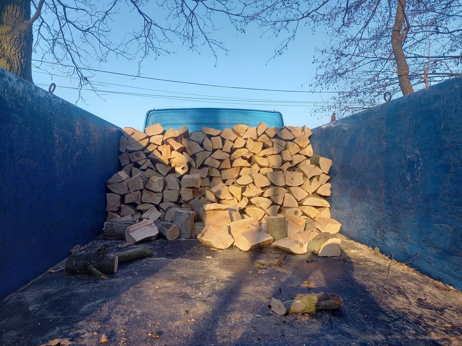 Drewno kominkowe I opałowe.  Od 3 mp transport gratis.