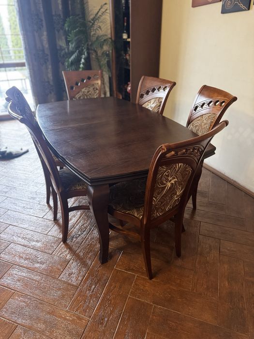 Stół 170(+2x40)x 100 +8 krzeseł