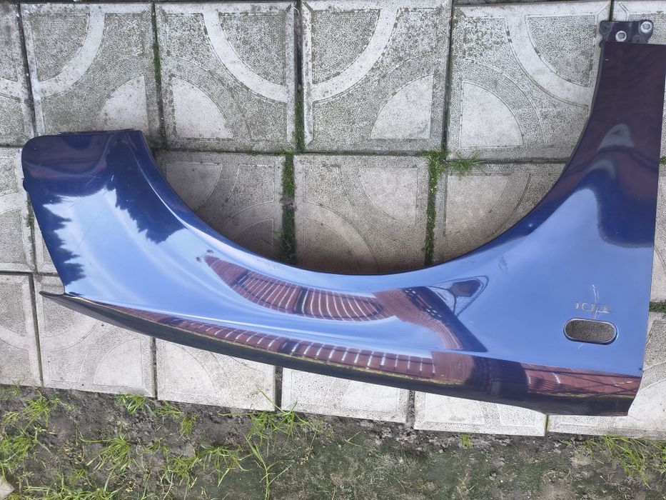 Błotnik prawy seat exeo oraz lampa przód