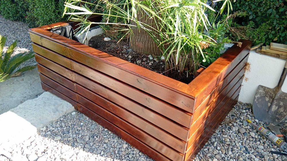 Big 1 Ton Vases-Boxes-Bespoke flower bed vases