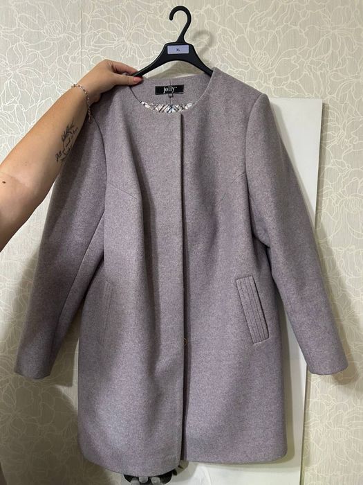 Продам пальто б/у