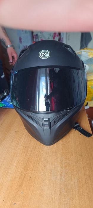 Срочно! Продам шлем б/у в гарному стані