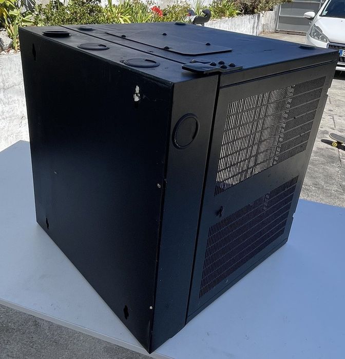Rack APC NetShelter 12U – 600×900