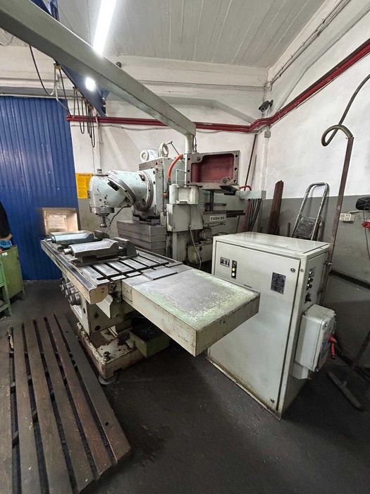 Frezarka FGSH50 ze skrętną głowicą