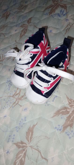 Кросівки піннтки