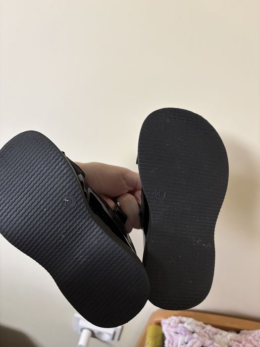 Туфлі для дівчинки