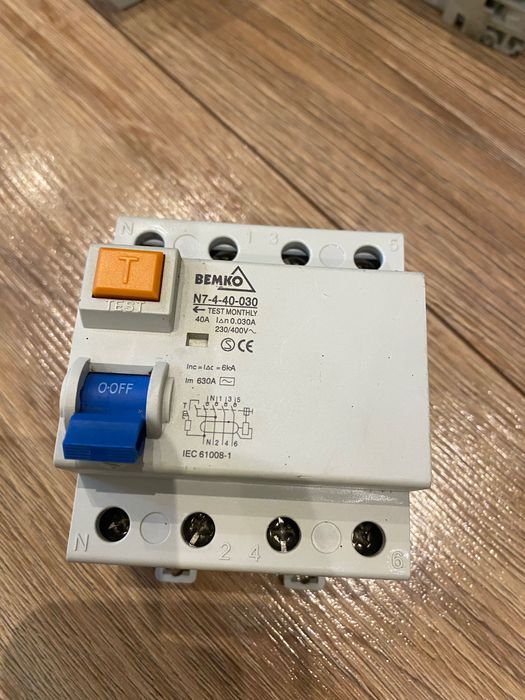 Автоматичні вимикачі, ПЗВ