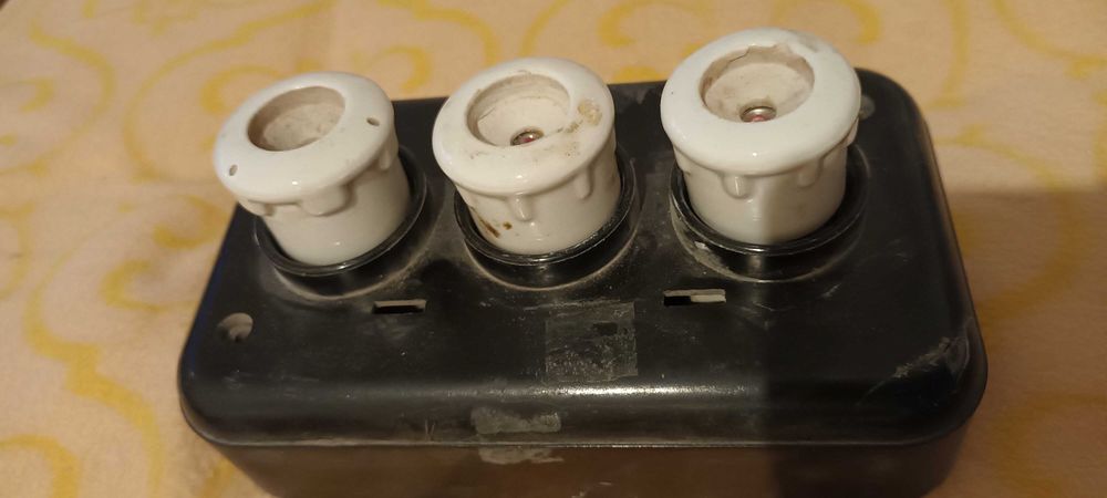 Ceramiczny bezpiecznik prądowy 3x25A A15 500V