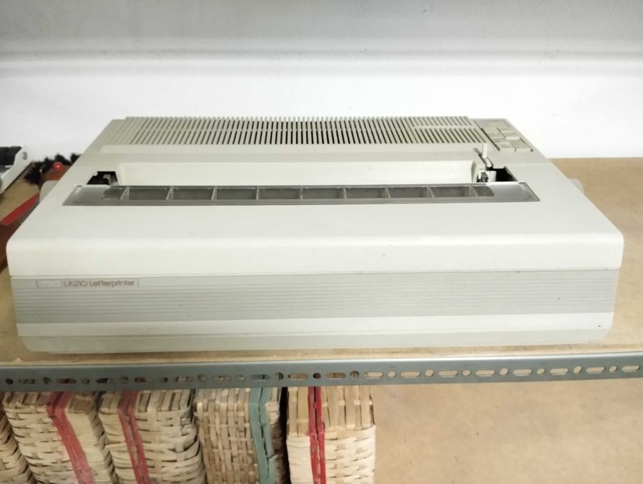 Antiga impressora Digital LetterPrint LA210 _ para coleccionador