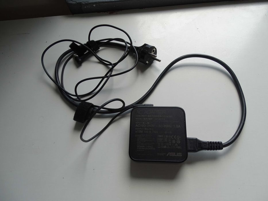 zasilacz asus adp 90 yd-b