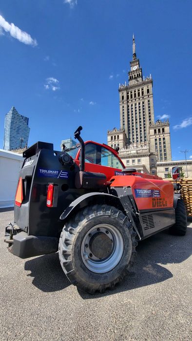 Usługi ładowarką teleskopową rozładunek załadunek - operator ładowarki