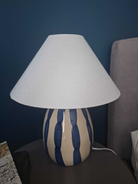 Dwie lampy nocne Beliani (cena za dwie)