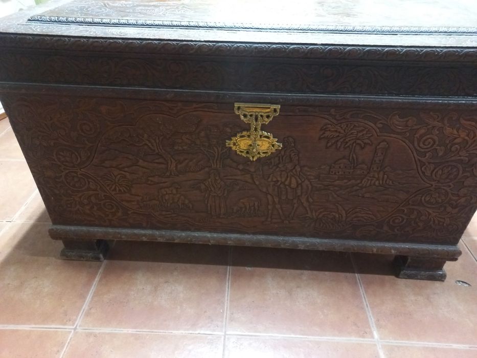 Arca madeira vintage