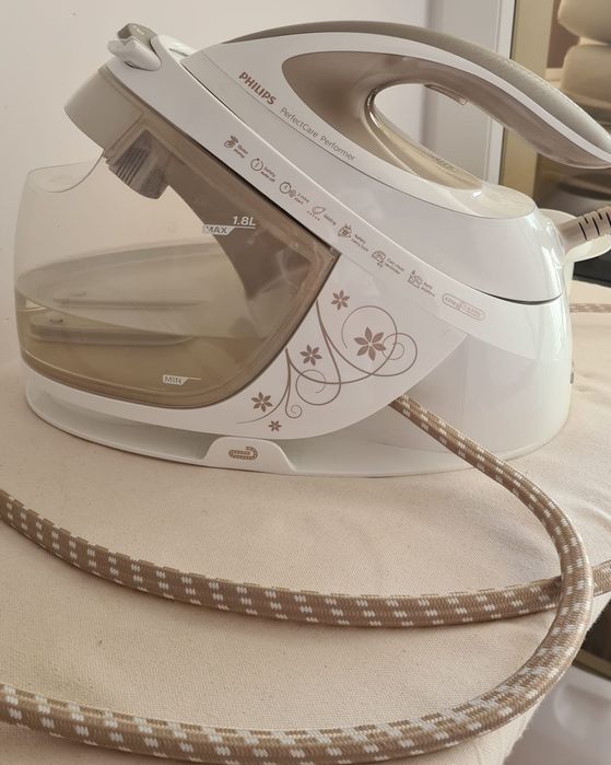 Generator pary Philips PerfectCare Performer GC8700