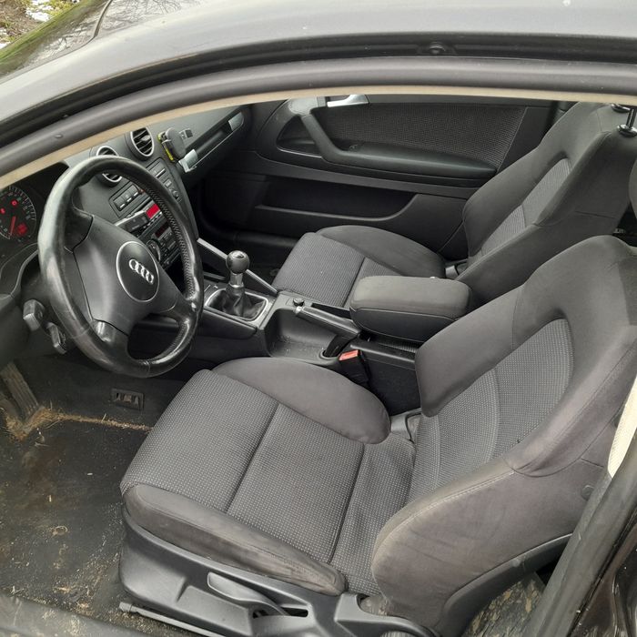 Audi a3 8P 2004r  2.0tdi na części
