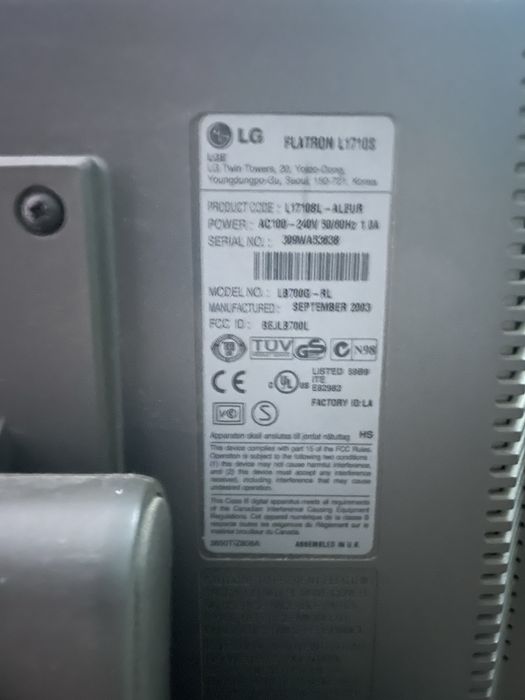 Монітор LG Flatron L1710S