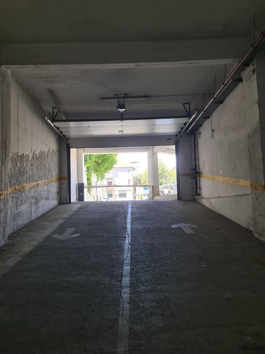 Arrendo Estacionamento Lugar de Garagem no Centro de Tavira