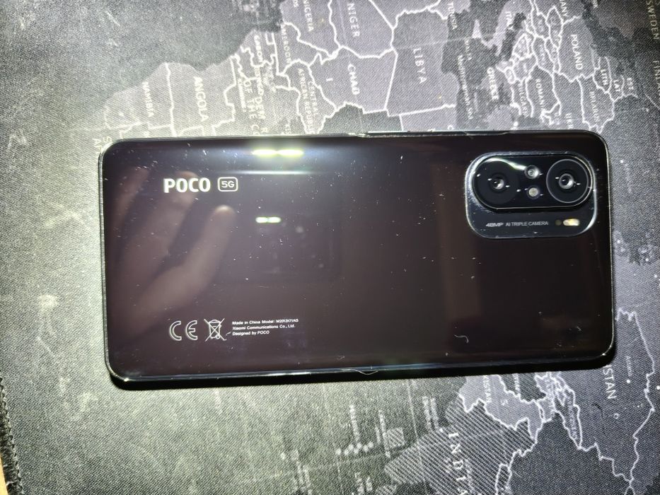 Продам Poco F3 6/128