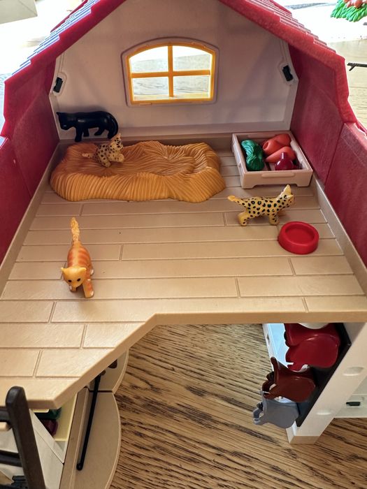 Playmobil Country 6926 Duża Stadnina Koni