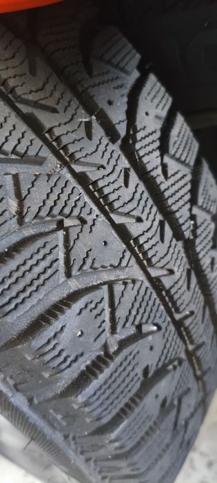 Комплект резини зима R 14 на сталевих дискіах