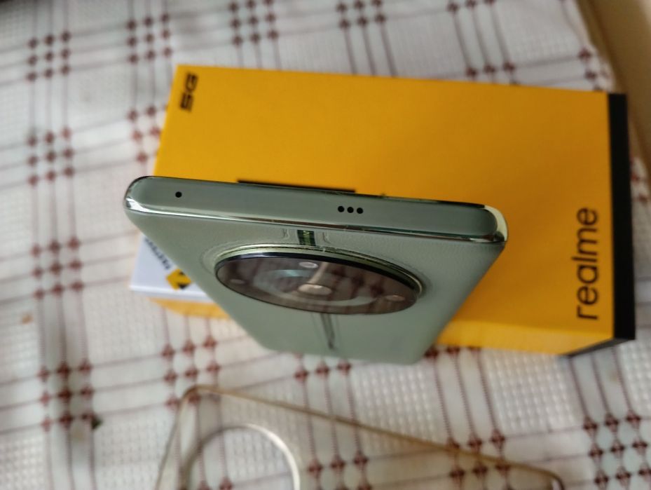 Sprzedam Realme 11 pro+ 5G