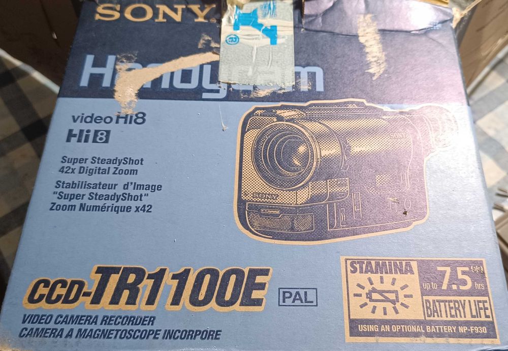 Câmera Vídeo Sony Handycam Hi8 CDD-TR1100E Zoom 42x (impecável)