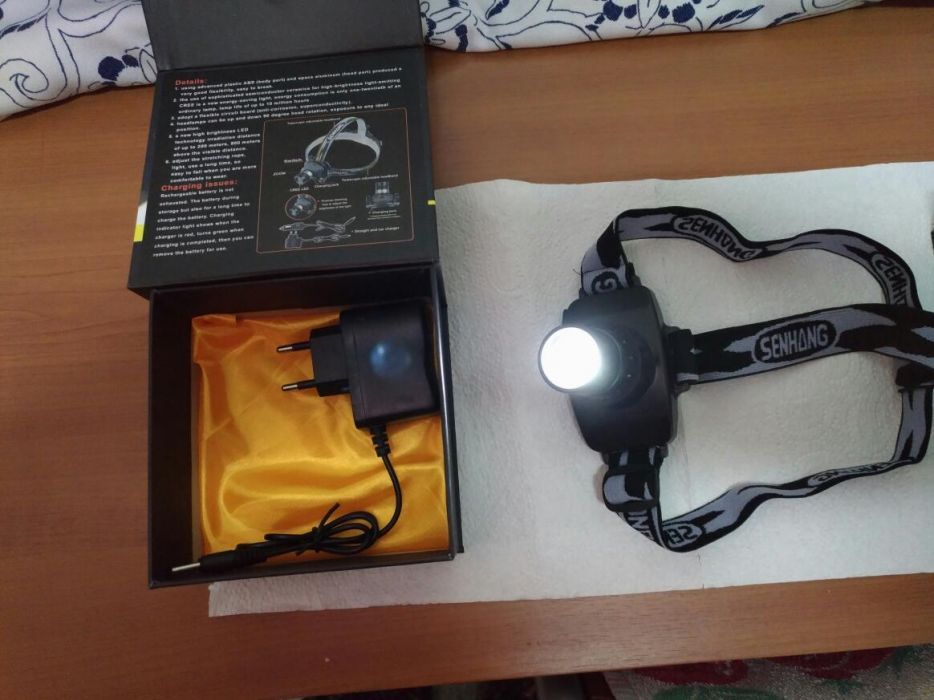 Lanterna led cree de 5w 1200lm para cabeça