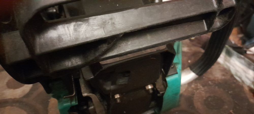 Продам бензопилу рабочач