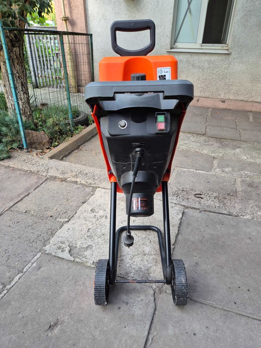 Подрібнювач гілок садовий KRAFT & DELE 2550 Вт KD5200