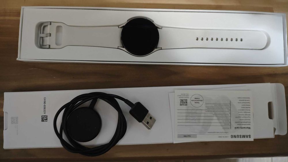 Смарт-годинник Samsung Galaxy Watch 4 40 mm