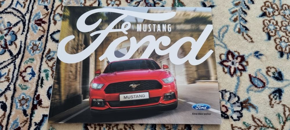 2016 Ford Mustang na innej Audi, Lexus, BMW, Porsche, AMG, Dodge
