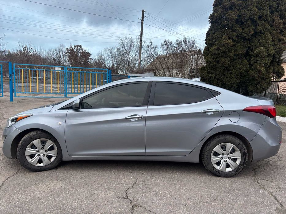 Продам Hyundai Elantra 2015