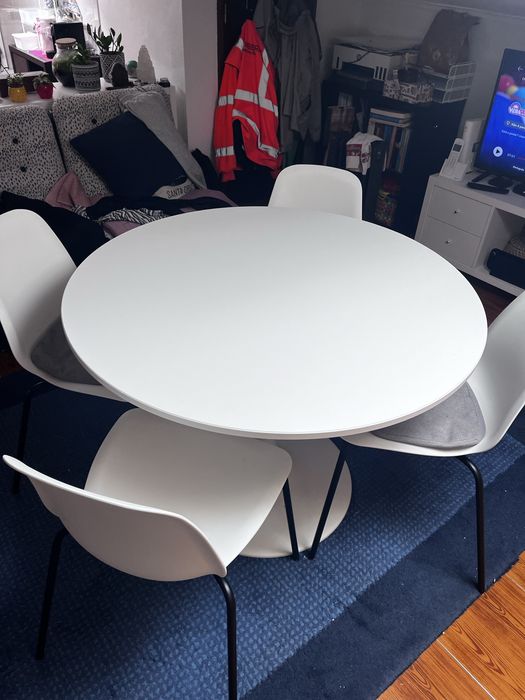 Mesa redonda ikea mais 4 cadeiras