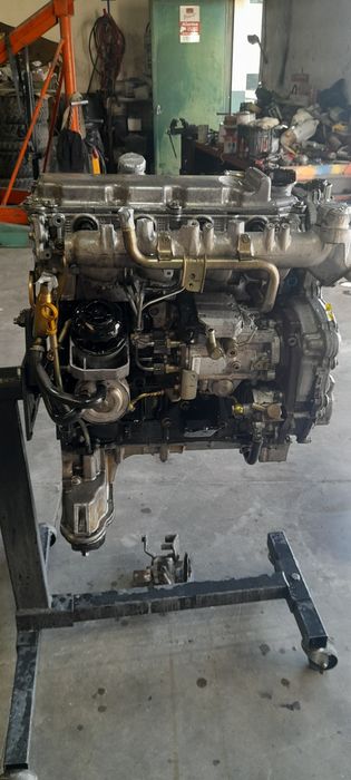 Motor nissan navara yd25