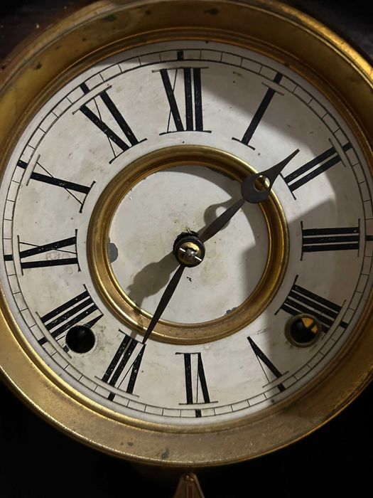 Relógio de Madeira antigo