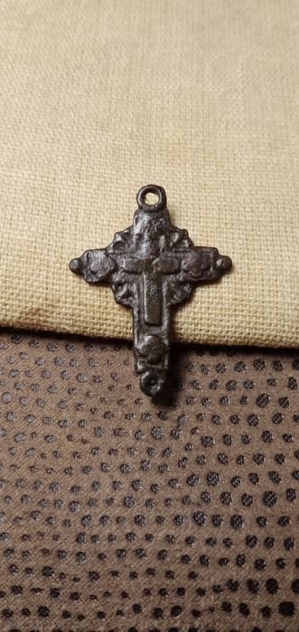 Старовинний козацький хрестик.