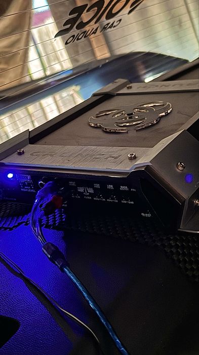 Продам (обмен)  2канальный  Уселитель Crunch BLACKMAX 2200i