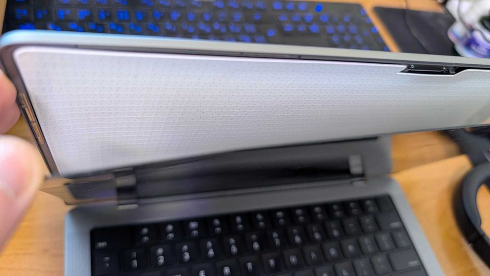 Macbook Pro A2442 14" M1 на запчастини