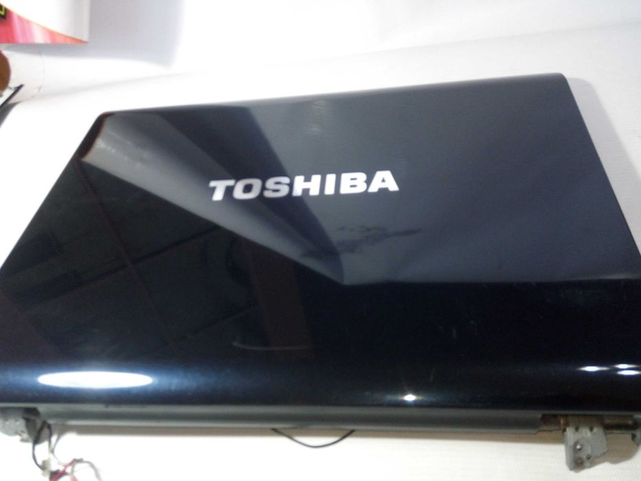 Toshiba A200 - klapa+matryca+wifi+kamera+taśma+zawiasy