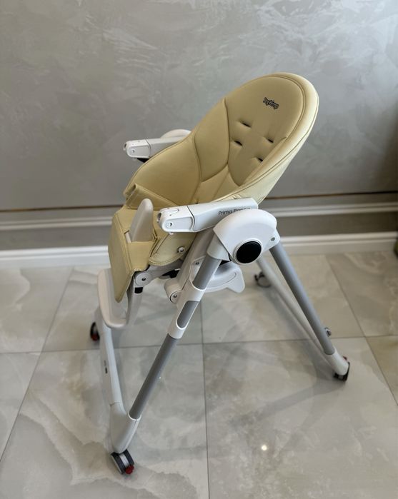 Стульчик для годування Peg Perego
