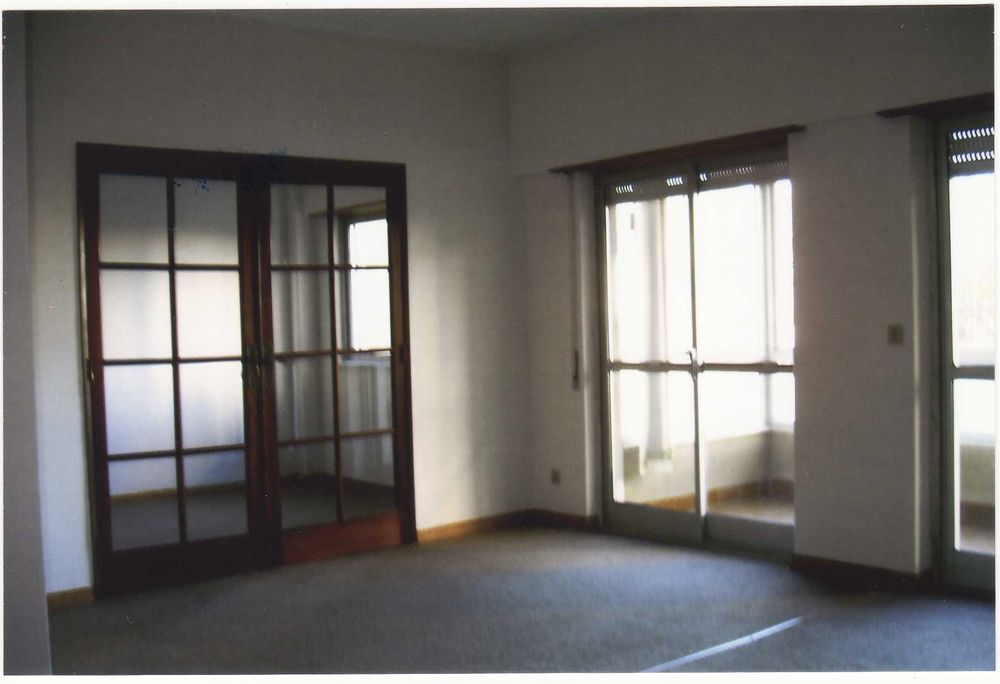 Arrendo T2 mobilado Encosta do Sol