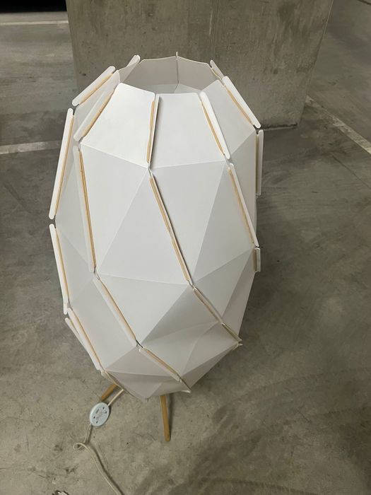 Vendo candeeiro de pé IKEA