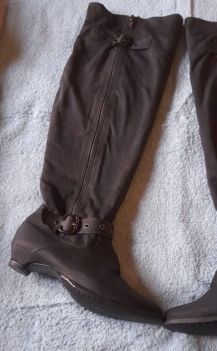 Botas acima do joelho cor preto N. 37 - ÚLTIMOS DIAS