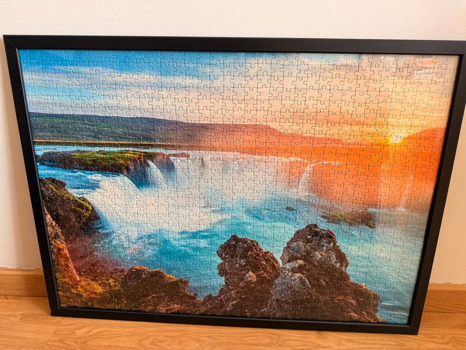 Puzzle 1000 com moldura, cascata