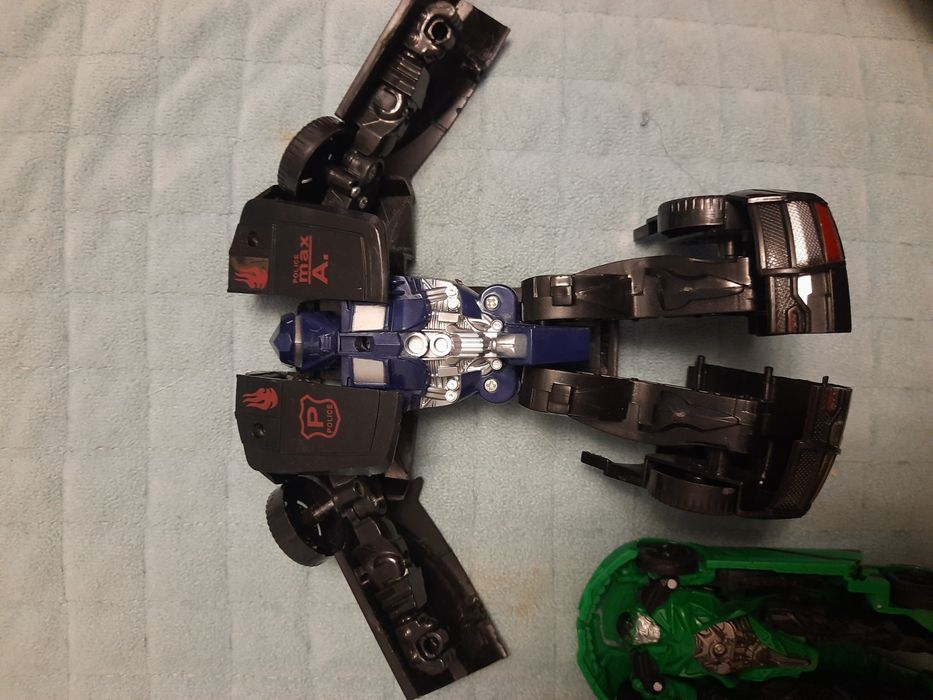 Transformersy zabawki