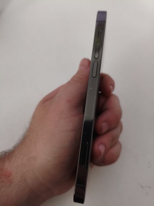 Iphone 12 pro   lock