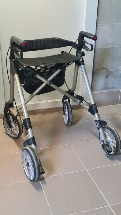 Ролятор, ходунки