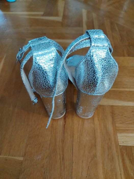 Sandałki na słupku obcas Deezee rozm 39